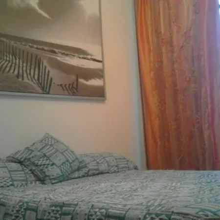 Vandrerhjem Famara Rooms